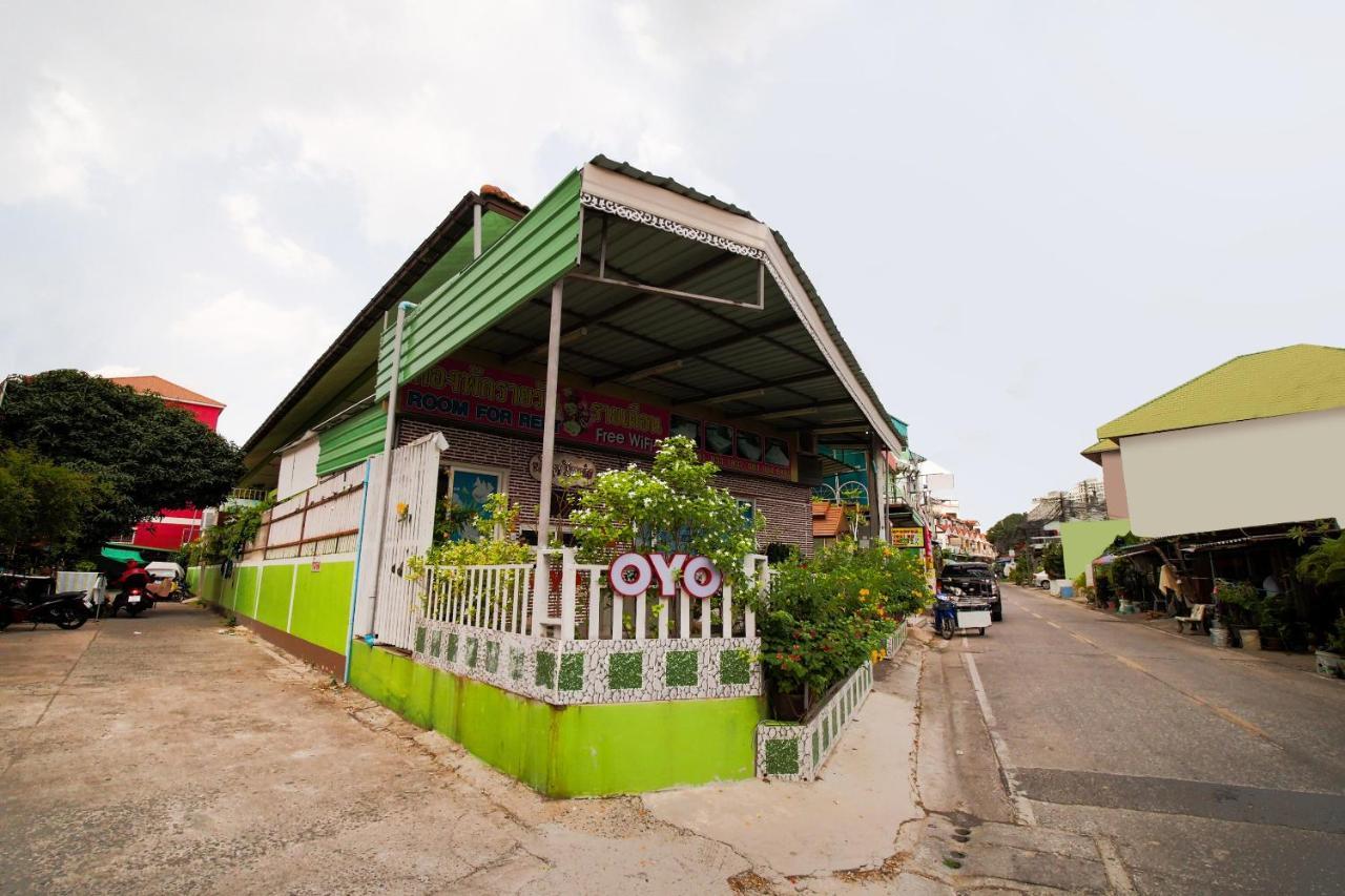 Khanidta Resort Pattaya Luaran gambar