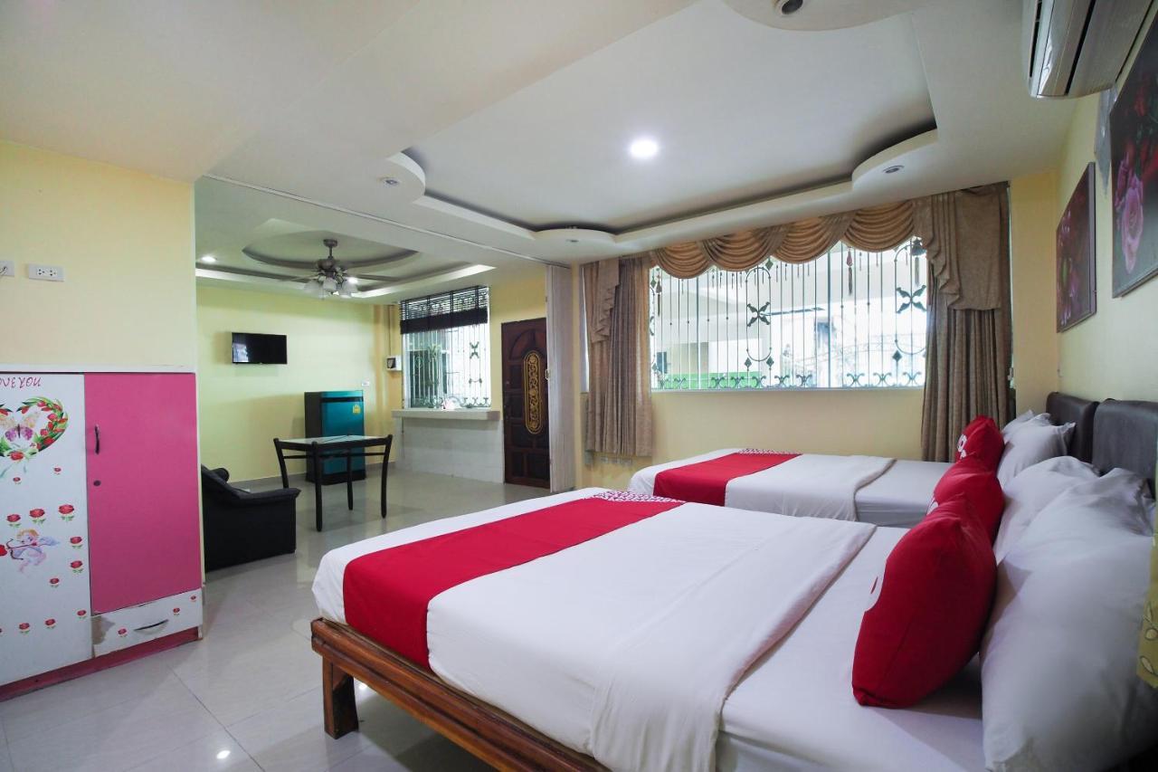 Khanidta Resort Pattaya Luaran gambar