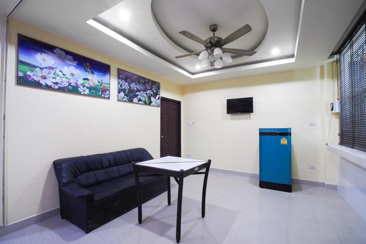Khanidta Resort Pattaya Luaran gambar
